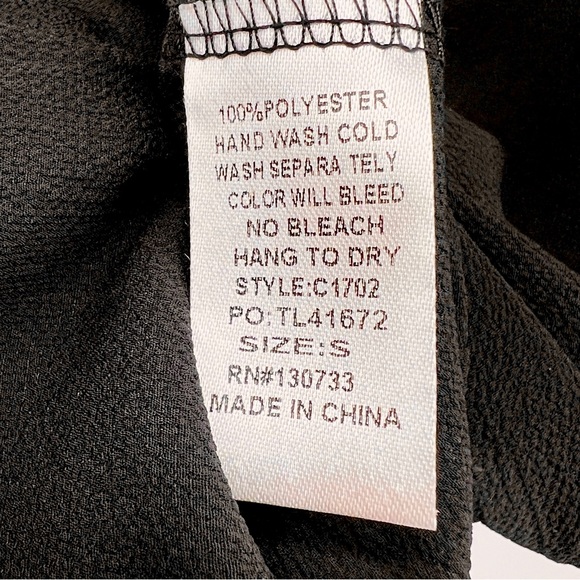 Umgee NWT Black Tie Front Tank Top Blouse Size Small Adjustable Spaghetti Straps - Picture 14 of 16